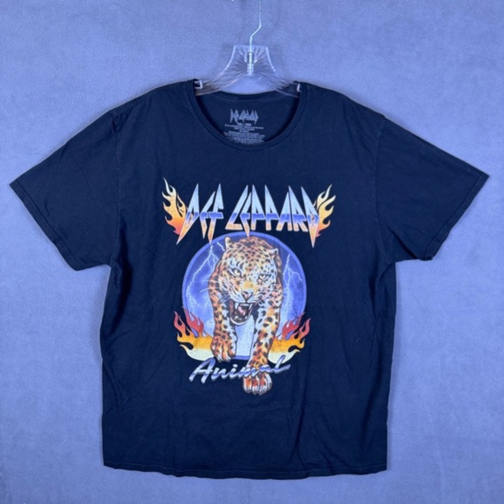 Def Leppard Mens‎ T-Shirt 2XL Animal Black Cotton Short Sleeve Band Graphic